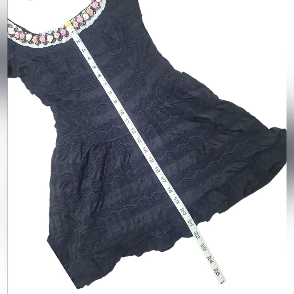 Bailey Rose Rose Neckline Ribbon Tie Back Lace Mini Dress Black Size XS - Picture 13 of 14